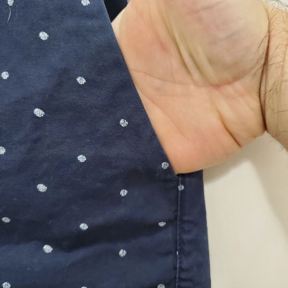 Old Navy Everyday Short Woman's‎ Navy Blue White Polka Dot Cotton Chino Plus 14 - Picture 2 of 8